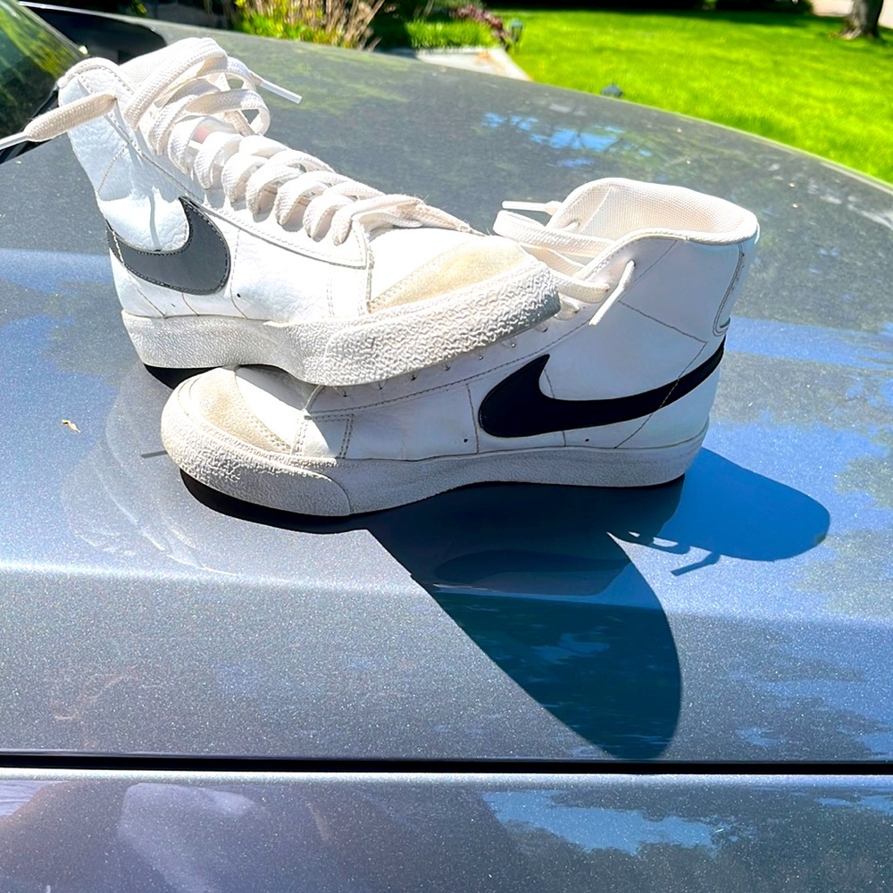 Nike blazer mid. Gently used great condition.
